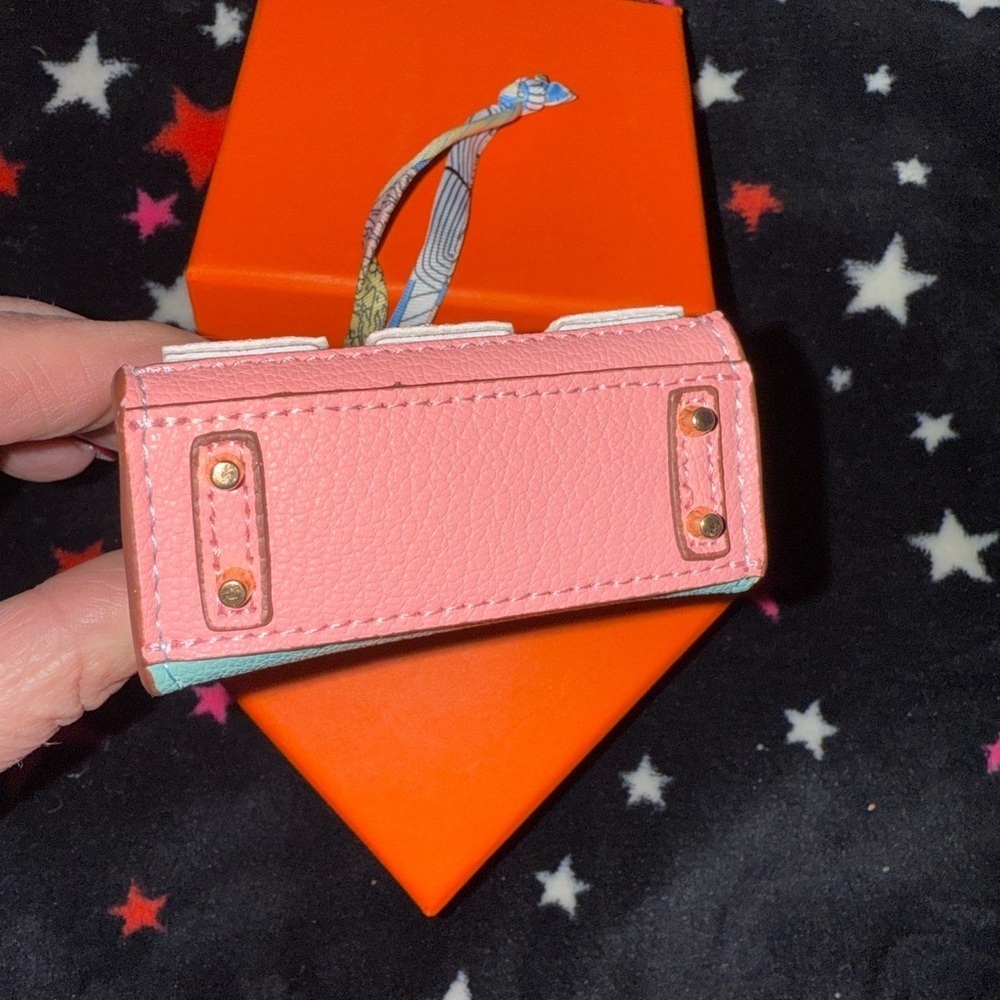 Mini bag accessories!! They can be used for anything you want. - Picture 5 of 16